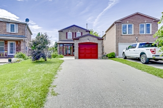 8 Kim Ct, Brampton, ON L6Y 4L4, Canada, ,  