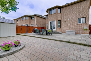 7350 Black Walnut Trail, Mississauga, ON L5N 7M3, Canada, ,  