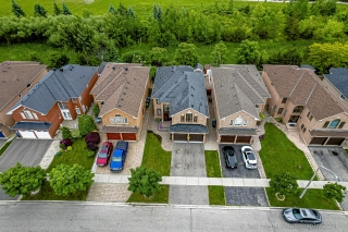 7350 Black Walnut Trail, Mississauga, ON L5N 7M3, Canada, ,  