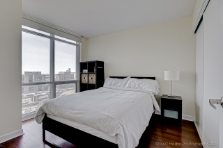 Unit 1510-15 Fort York Blvd, Toronto, ON M5V 3Y4, Canada, ,  