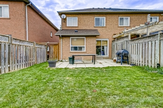 17 Clover Bloom Rd, Brampton, ON L6R 1R8, Canada, ,  