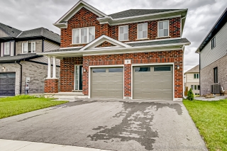 9 Overholt Dr, Thorold, ON L0S 1K0, Canada, ,  