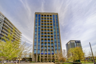 Unit 1007-75 The Donway W, North York, ON M3C 2E9, Canada, ,  