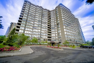 Unit 1005-7440 Bathurst St, Vaughan, ON L4J 7K8, Canada, ,  