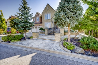 36 Louvre Cir, Brampton, ON L6P 1W2, Canada, ,  