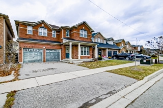 3771 Pearlstone Dr, Mississauga, ON L5M 7H1, Canada, ,  