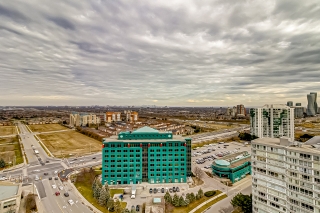 Unit PH7-55 Kingsbridge Garden Cir, Mississauga, ON L5R 1Y1, Canada, ,  