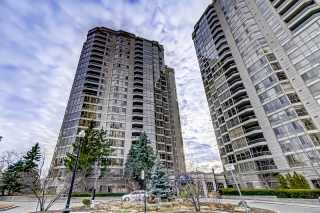 Unit PH7-55 Kingsbridge Garden Cir, Mississauga, ON L5R 1Y1, Canada, ,  