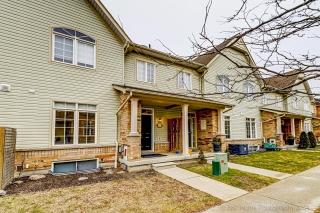 4 Cheltonwood Way, Whitby, ON L1R 0E3, Canada, ,  