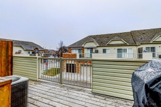 4 Cheltonwood Way, Whitby, ON L1R 0E3, Canada, ,  