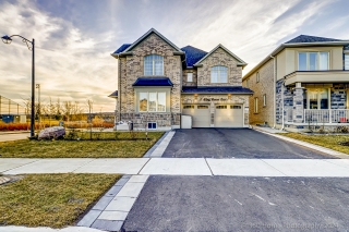 2 Murray Leonard Ln, East Gwillimbury, ON L0G 1R0, Canada, ,  