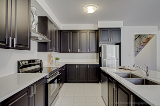 3 Hornchurch St, Whitby, ON L1P 0J3, Canada, ,  