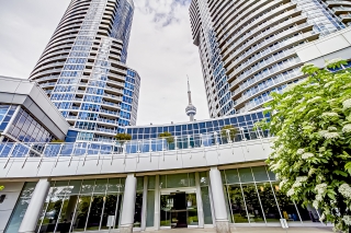 Unit 1011-208 Queens Quay W, Toronto, ON M5J 2Y5, Canada, ,  