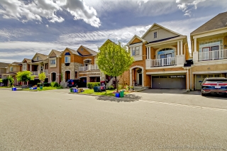 139 Mintwood Rd, Vaughan, ON L4J 0G5, Canada, ,  