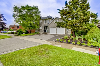 158 Hanson Rd, Mississauga, ON L5B 2E4, Canada, ,  