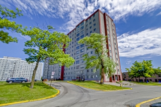 Unit 909-50 Lotherton Pathway, North York, ON M6B 2G7, Canada, ,  