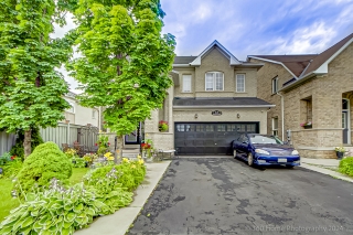 12 Helman Rd, Brampton, ON L6R 0R6, Canada, ,  