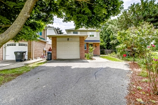 3090 Patrick Crescent, Mississauga, ON L5N 3G5, Canada, ,  