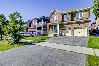 396 Grand Trunk Ave, Maple, ON L6A 0T4, Canada, ,  