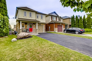 571 Blythwood Square, Oshawa, ON L1K 2R7, Canada, ,  