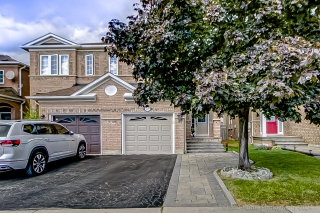 5639 Raleigh St, Mississauga, ON L5M 7E4, Canada, ,  