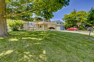 46 Ironshield Crescent, Thornhill, ON L3T 3K6, Canada, ,  