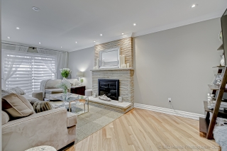 3044 Knob Hill, Mississauga, ON L4X 2X4, Canada, ,  