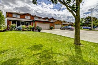 3044 Knob Hill, Mississauga, ON L4X 2X4, Canada, ,  