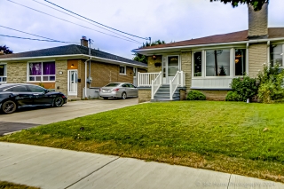 162 Lindylou Rd, Toronto, ON M9M 2B7, Canada, ,  