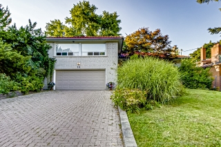 14 Restwell Crescent, North York, ON M2K 2A2, Canada, ,  