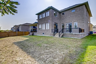 265 Woodgate Pines Dr, Vaughan, ON L0J 1C0, Canada, ,  