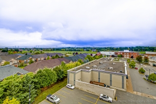 Unit 712-8 Beverley Glen Blvd, Vaughan, ON L4J 0L5, Canada, ,  