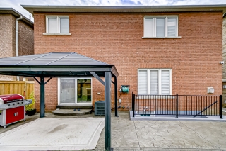 22 Dolly Varden Dr, Brampton, ON L6R 3L3, Canada, ,  