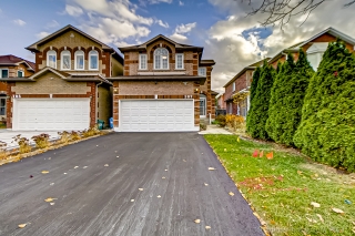 107 Greensboro Dr, Markham, ON L3R 0V8, Canada, ,  