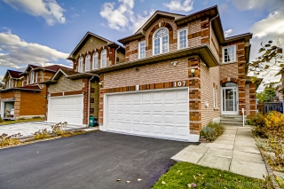 107 Greensboro Dr, Markham, ON L3R 0V8, Canada, ,  