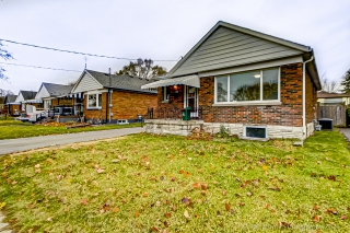 96 Oakes Ave, Oshawa, ON L1G 6C6, Canada, ,  