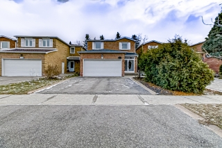 136 Jaimie Rd, Thornhill, ON L4J 6A9, Canada, ,  