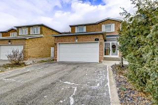 136 Jaimie Rd, Thornhill, ON L4J 6A9, Canada, ,  