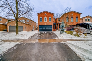 1977 Glenada Crescent, Oakville, ON L6H 4M7, Canada, ,  