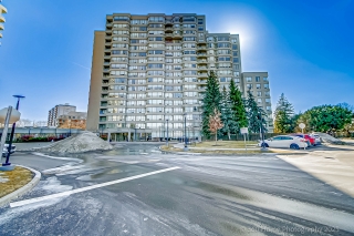 Unit 1601-7 Townsgate Dr, Vaughan, ON L4J 7Z9, Canada, ,  