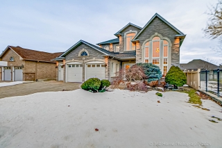 28 Babak Blvd, Woodbridge, ON L4L 9A5, Canada, ,  